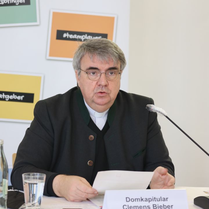 Domkapitular Clemens Bieber, Vorsitzender des Diözesan-Caritasverbands Würzburg.