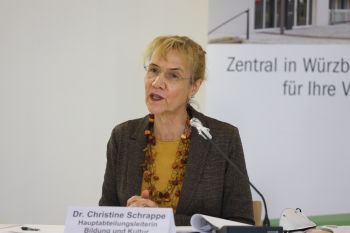 Ordinariatsrätin Dr. Christine Schrappe. Leiterin der Hauptabteilung "Bildung und Kultur"