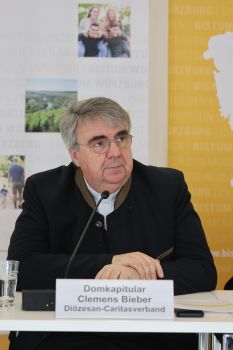 Domkapitular Monsignore Clemens Bieber, Vorsitzender des Diözesan-Caritasverbands